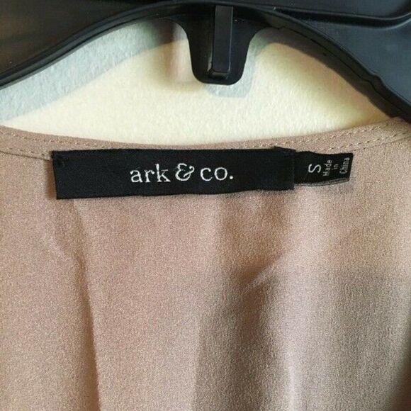 Ark & Co small romper - Picture 2 of 4